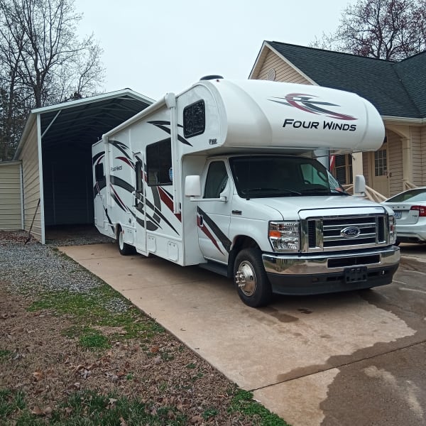2022 Thor Four Winds Class C available for rent in Statesville, North Carolina