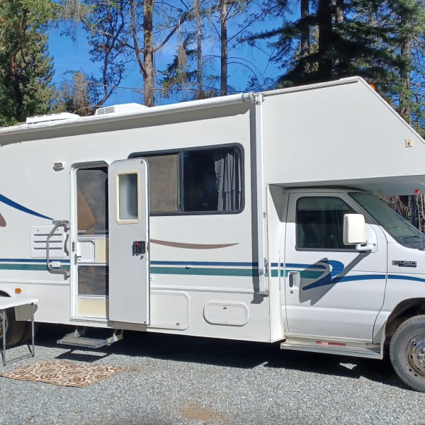 2000 Four Winds 5000 Class C available for rent in Ben Lomond, California