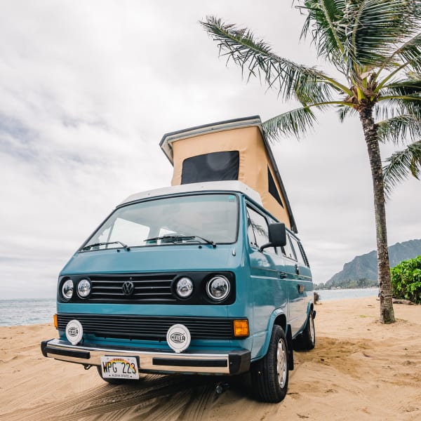 1982 Volkswagen Westfalia Class B available for rent in Wahiawa, Hawaii