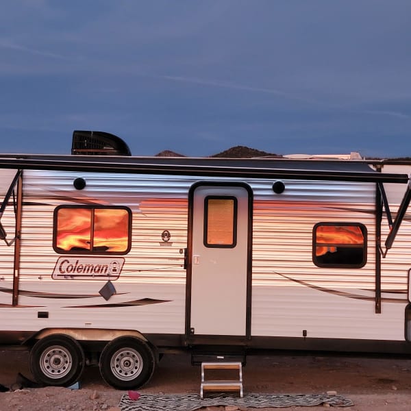 2016 Dutchmen Coleman Lantern Travel Trailer available for rent in Las vegas, Nevada