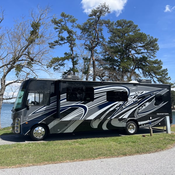 2022 Georgetown GT5 Class A available for rent in Flowery Branch, Georgia
