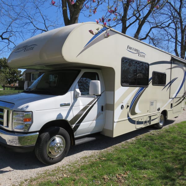 2019 Thor Freedom Elite Class C available for rent in Evansville, Indiana