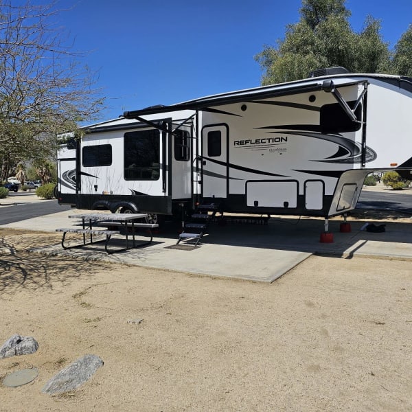 2022 Grand Design Reflection Fifth Wheel available for rent in Beaumont, California