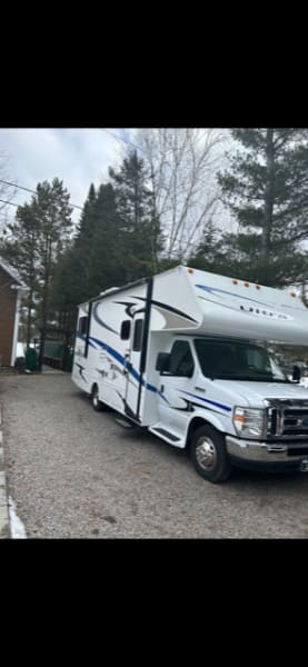 2009 Gulf Stream Ultra Class C available for rent in Saguenay, Quebec