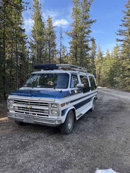 1990 Chevrolet G20 Van Class B available for rent in Airdrie, Alberta