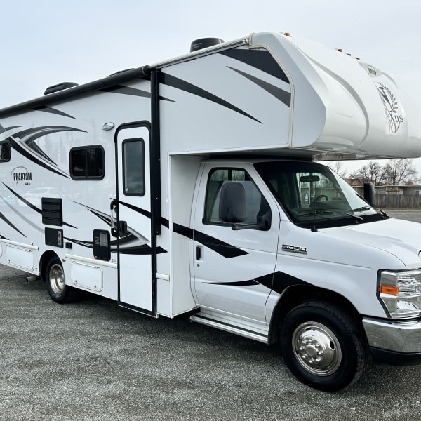2020 Nexus Phantom Class C available for rent in Anchorage, Alaska