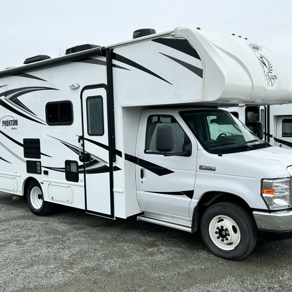 2020 Nexus Phantom Class C available for rent in Anchorage, Alaska