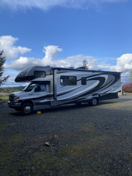 2017 Forest River Sunseeker Class C available for rent in Lebanon, Oregon