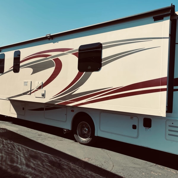 2020 Flair-Fleetwood Flair-Fleetwood Motorhome Class A available for rent in Vacaville, California