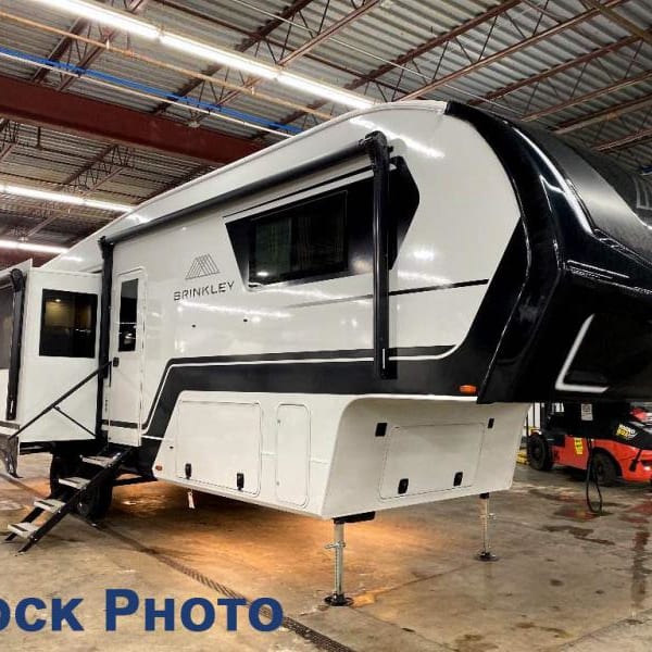 2024 Brinkley Z 3100 Fifth Wheel available for rent in Cape Charles, Virginia