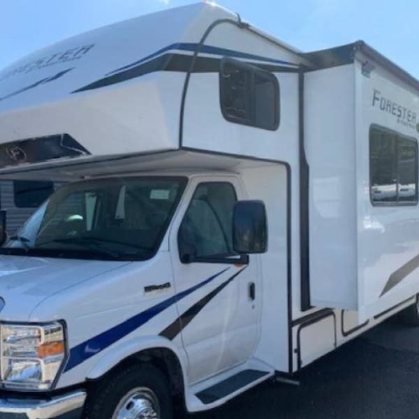 2023 Forester Classic Class C available for rent in Sandwich, Illinois