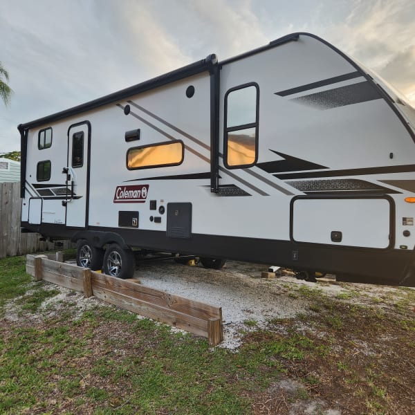 2023 Dutchmen Coleman Lantern Travel Trailer available for rent in Fort Pierce, Florida