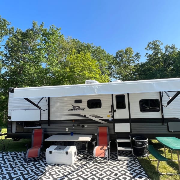 2022 Jayco Jay Flight SLX Travel Trailer available for rent in Higganum, Connecticut