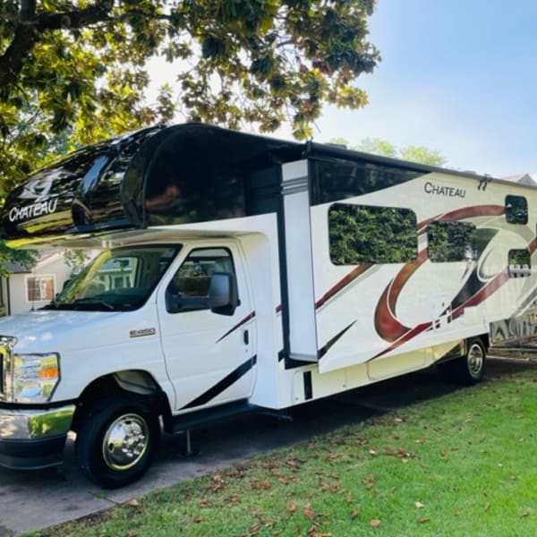 2022 Thor Chateau Class C available for rent in Fort Smith, Arkansas