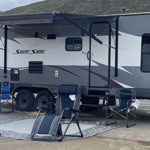 2017 Pacific Coachworks Surf Side Xtralite Travel Trailer available for rent in Lompoc, California