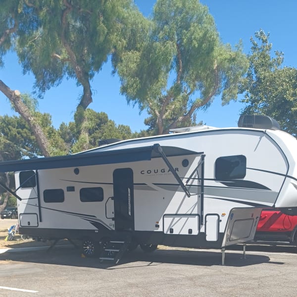 2024 Keystone Cougar Sport 2700BH Fifth Wheel available for rent in San Diego, California