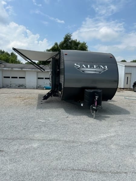 2020 Salem 30kqbss Travel Trailer available for rent in Mitchell, Indiana