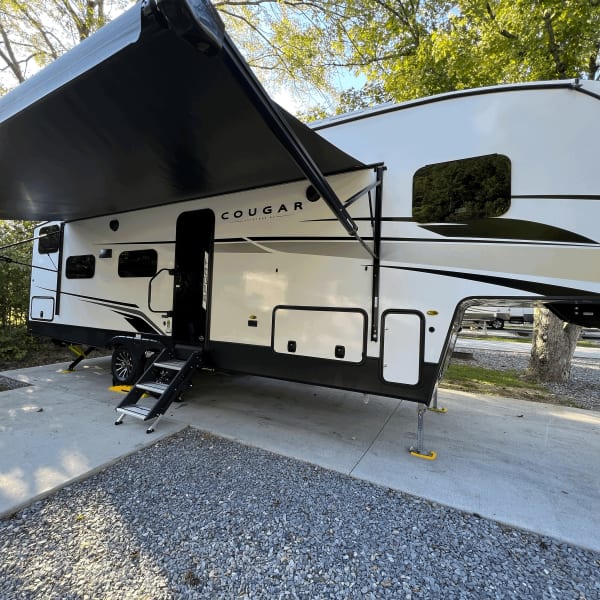 2024 Keystone Cougar Sport Fifth Wheel available for rent in Winston Salem, North Carolina