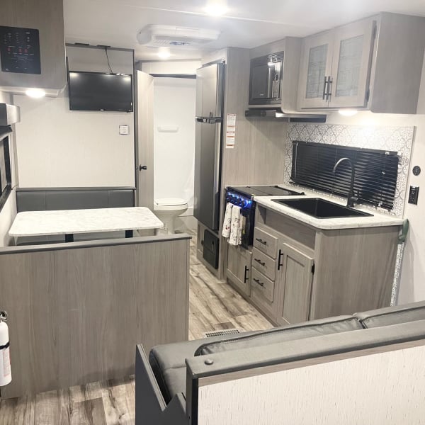2022 Dutchman 274BH Travel Trailer available for rent in Nipomo, California