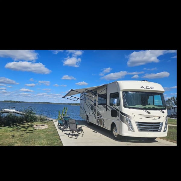 2020 Thor A.C.E. Class A available for rent in Locust Grove, Georgia