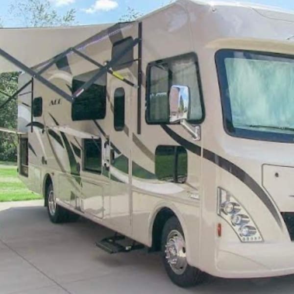 2016 Thor A.C.E. Class A available for rent in Orrington, Maine