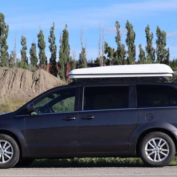 2016 Dodge Grand Caravan Class B available for rent in Montréal, Quebec