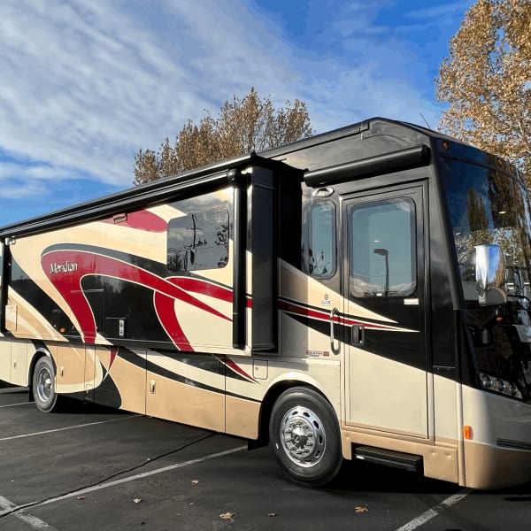 2014 Itasca Meridian Class A available for rent in Meridian, Idaho