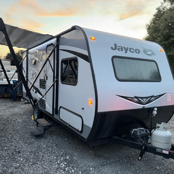 2020 Jayco Jay Flight SLX Travel Trailer available for rent in Riverview, Florida