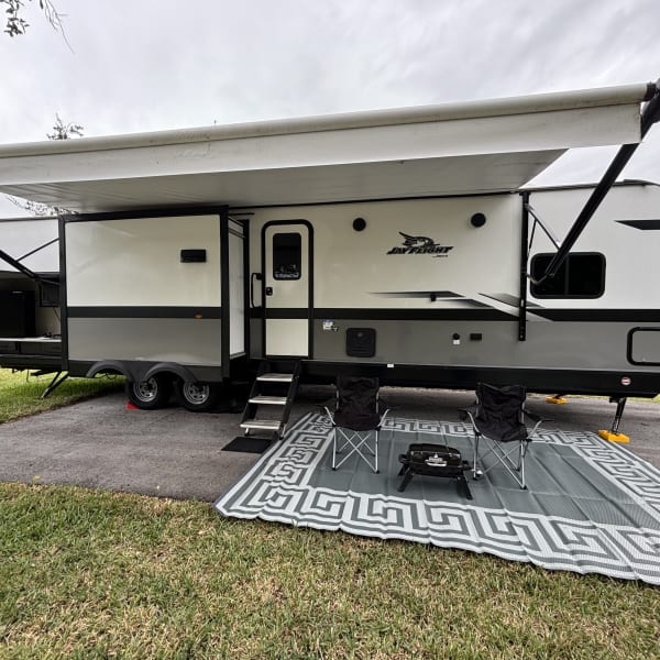 2023 Jayco Jay Flight Travel Trailer available for rent in Orlando, Florida