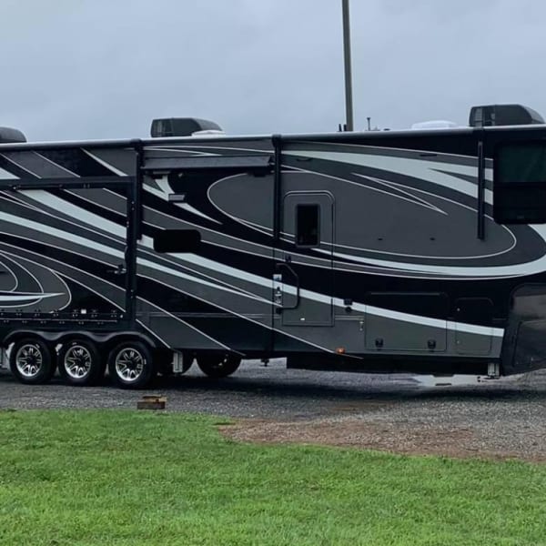 2021 Grand Design Momentum Toy Hauler available for rent in Valdosta, Georgia