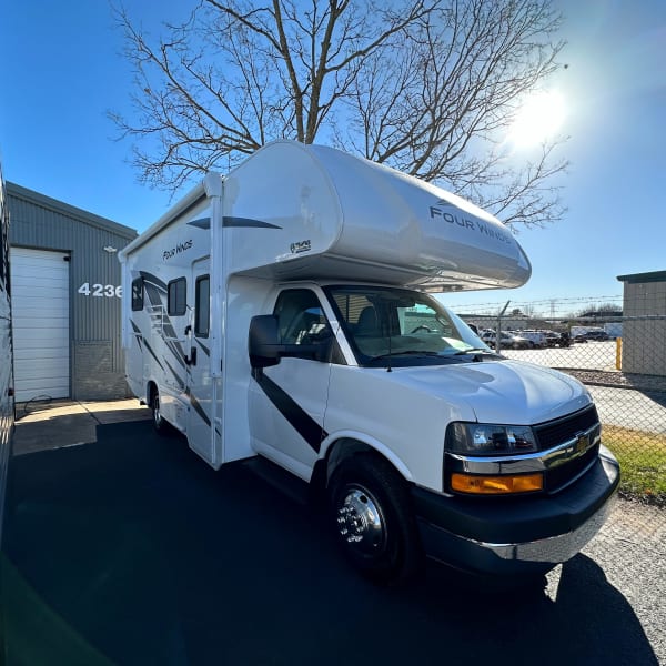 2024 Thor Four Winds Class C available for rent in Springfield, Missouri