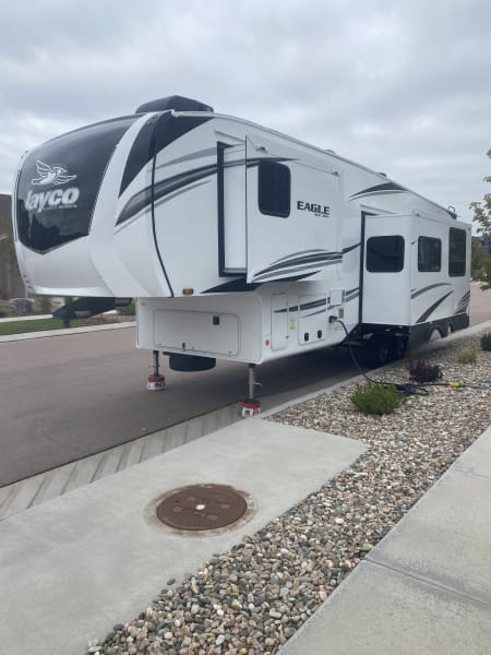 2021 Jayco Eagle HT Fifth Wheel available for rent in Colorado Springs, Colorado