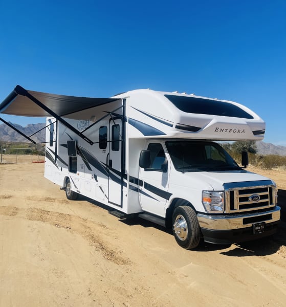 2024 1fdxe4fn1rdd19855 Entegra Odyssey Class C available for rent in Goodyear, Arizona