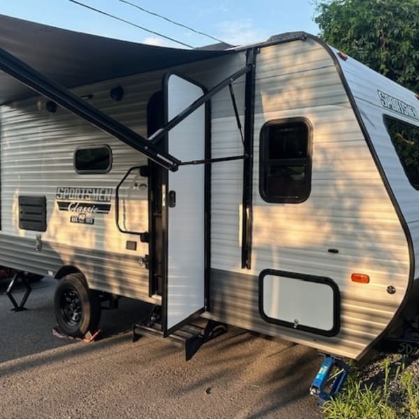 2022 KZ Classic Travel Trailer available for rent in Saint-Jean-sur-Richelieu, Quebec