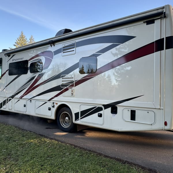 2023 Thor Windsport Class A available for rent in OREGON CITY, Oregon