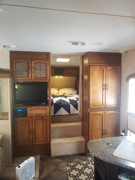 2013 Keystone RV Springdale Fifth Wheel available for rent in Rapid City, South Dakota