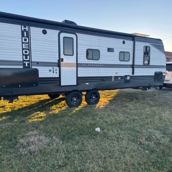2022 Keystone Hideout Travel Trailer available for rent in Winchester, Kentucky