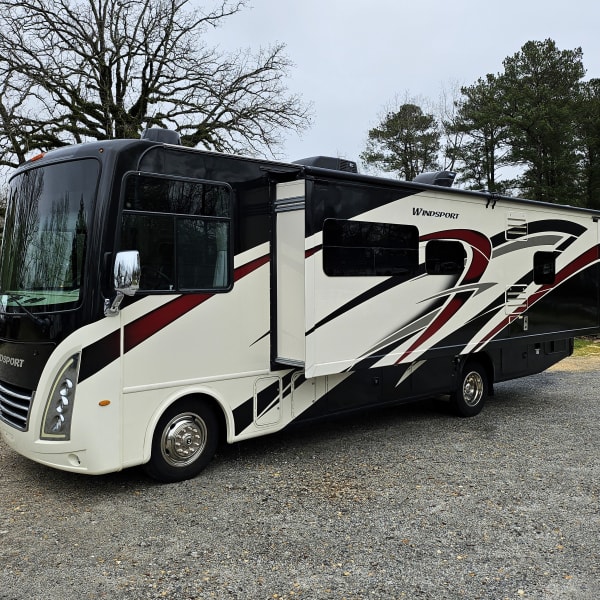 2022 Thor Motor Coach Windsport Class A available for rent in Newnan, Georgia