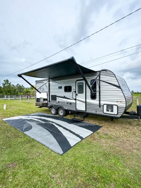 2021 Jayco Jay Flight SLX Travel Trailer available for rent in Naples, Florida
