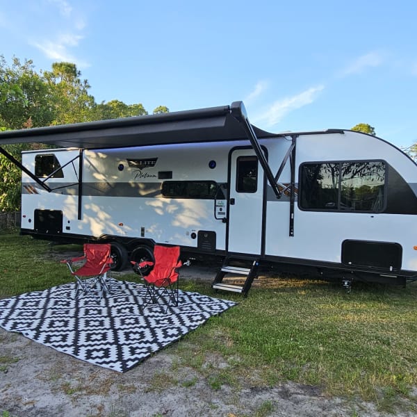 2024 Forest River Wildwood X-Lite Platinum Travel Trailer available for rent in Loxahatchee, Florida