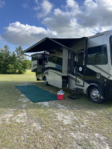 2008 Allegro Allegro Bay Class A available for rent in Moncks Corner, South Carolina