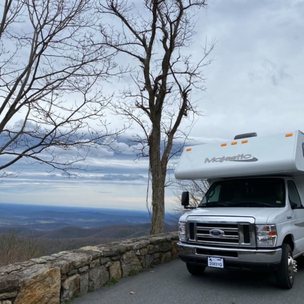 2019 Thor Majestic Class C available for rent in Harwinton, Connecticut