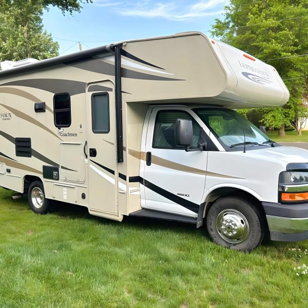 2017 COACHMEN LEPRECHAUN Class C available for rent in Huntingdon Valley, Pennsylvania