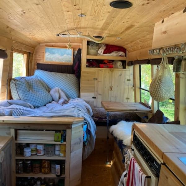 2011 GMC Savana 3500 Class B available for rent in Montréal, Quebec