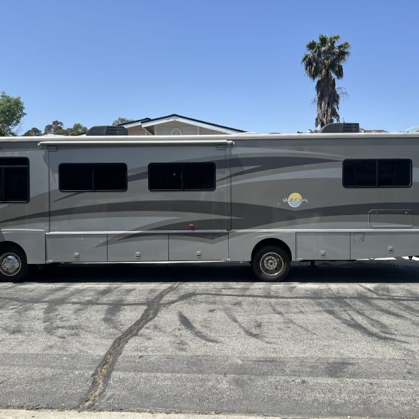 2008 Itasca Sunova Class A available for rent in Castaic, California