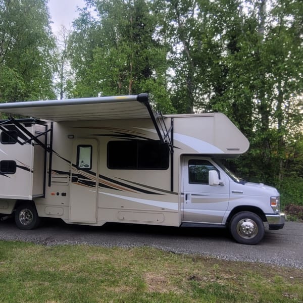 2016 Winnebago Minnie Winnie Class C available for rent in Wasilla, Alaska