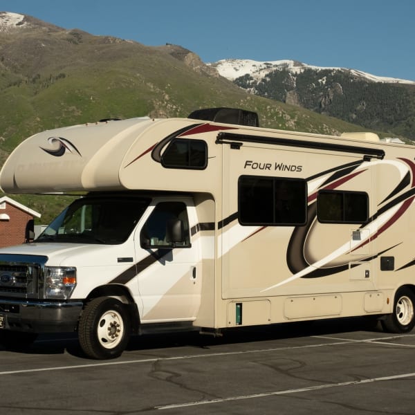 2021 Thor Four Winds Class C available for rent in farmington, Utah