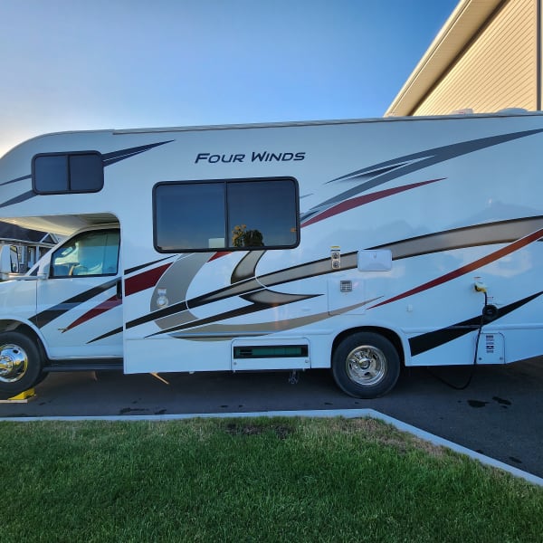 2024 Thor Four Winds Class C available for rent in Donnacona, Quebec