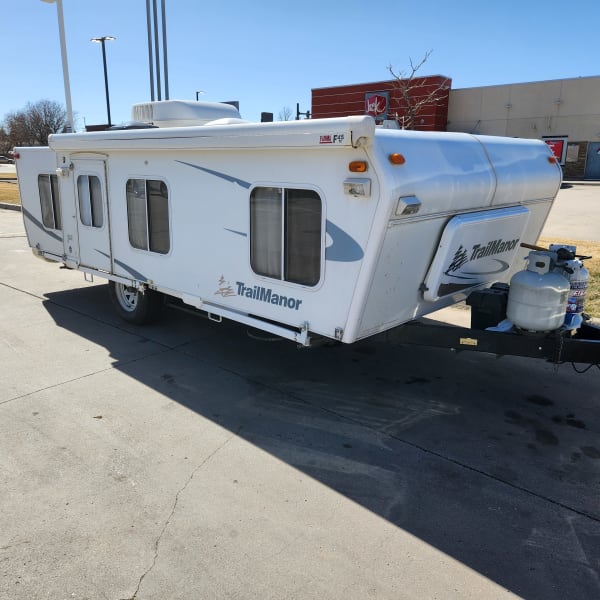 2009 Trailmanor Trailmanor Trailer Travel Trailer available for rent in Castle Rock, Colorado