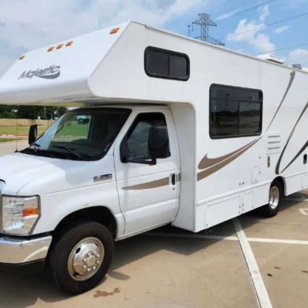 2019 Thor Majestic Class C available for rent in Amarillo, Texas